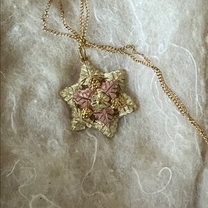 Elegant Gold Plated and Pink Star Pendant Necklace